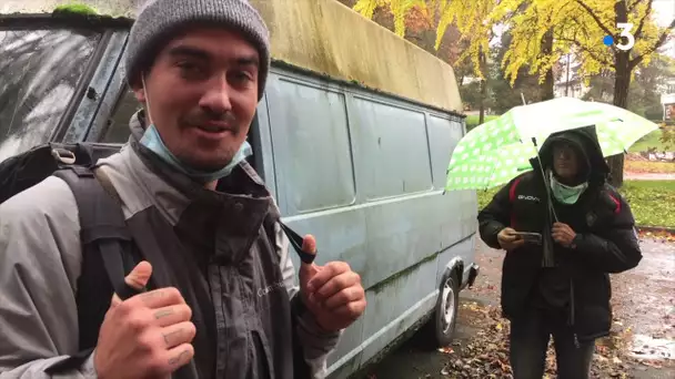 L'homme à la camionnette bleue change de nom