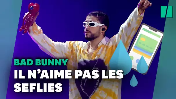 Bad Bunny jette le téléphone d’une fan à l’eau (et assume son geste)