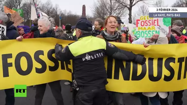 🇳🇱  Pays-Bas : la police arrête plusieurs manifestants pour le climat