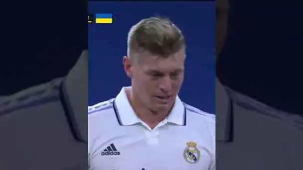 😳 La reprise de volée magistrale de Toni Kroos ! #shorts