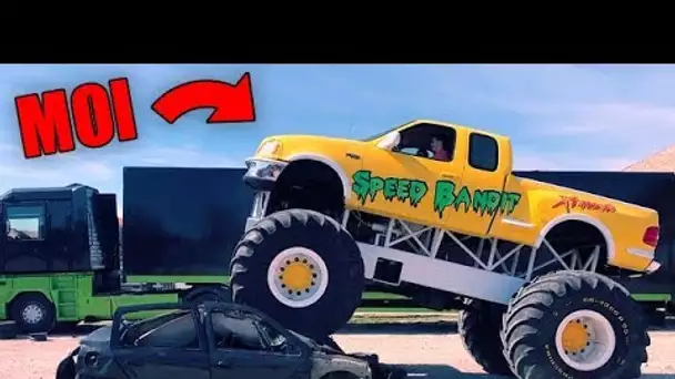 J'ÉCRASE UNE VOITURE EN MONSTER TRUCK !!