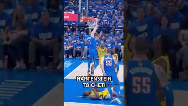 Hartenstein with the sweet lob to Chet for the slam!