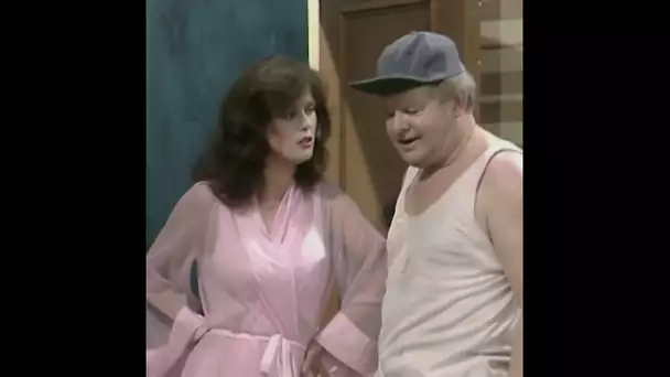 Benny Hill - La nouvelle voisine