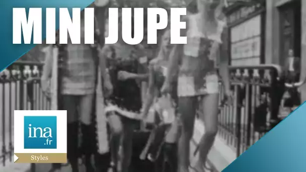 La mini-jupe en plastique détachable | Archive INA