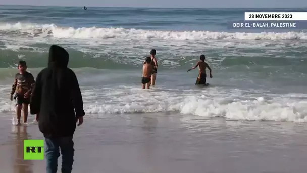 Des familles de Gaza affluent sur les côtes pour chercher un répit