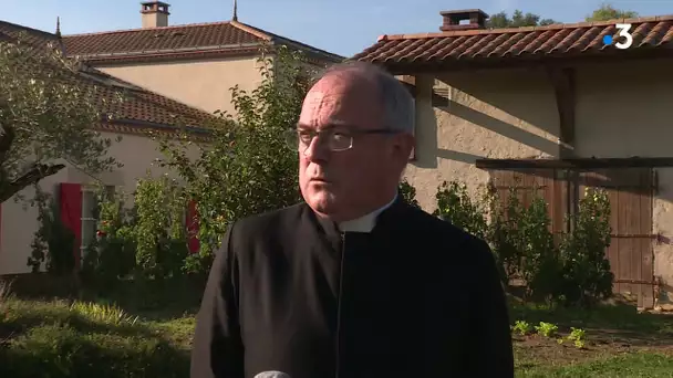 Un prêtre de Vendée a été incarcéré, soupçonné d'avoir agressé sexuellement ou violé 19 mineurs.