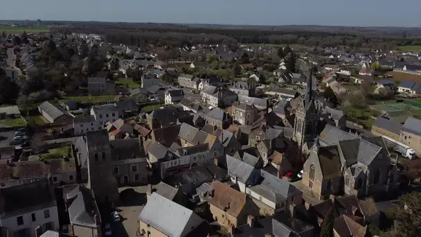 Villages de Sarthe : Escale à Parcé