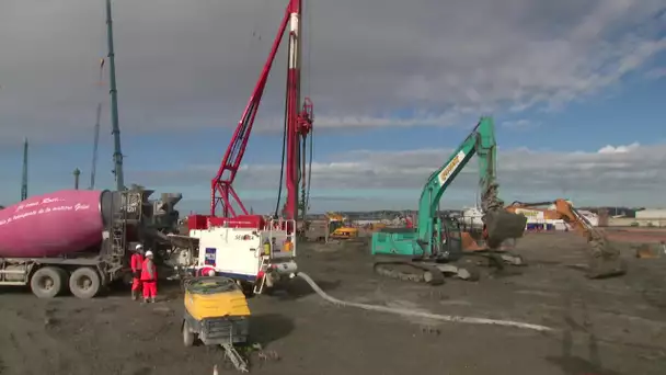 Le Havre : sur le chantier des fondations de l'usine d'éoliennes en mer