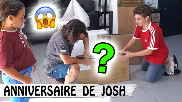 CADEAUX D'ANNIVERSAIRE DE JOSH : Grosse surprise ! 🎉