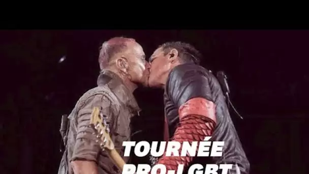 Les guitaristes de Rammstein s'embrassent sur scène lors d'un concert en Russie