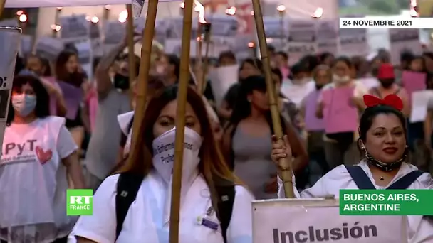 Argentine : marche aux flambeaux des infirmières, qui réclament de meilleures conditions de travail