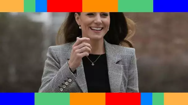 👑  Kate Middleton chic et sobre : elle ressort sa valeur sûre du placard pour sa dernière sortie