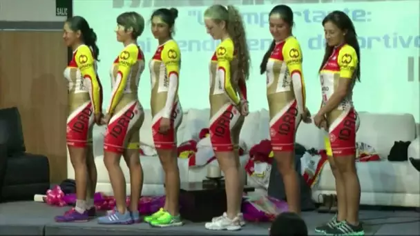 Polémique : les cyclistes colombiennes défendent leur maillot