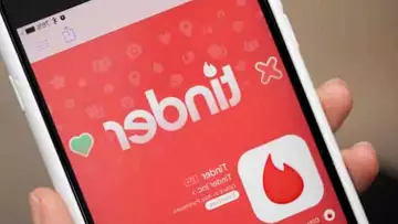 Tinder : Judith Duportail a inspiré un documentaire sur l'amour en ligne !