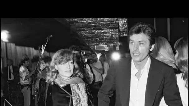 Alain Delon sort du silence pour rendre hommage à Romy Schneider