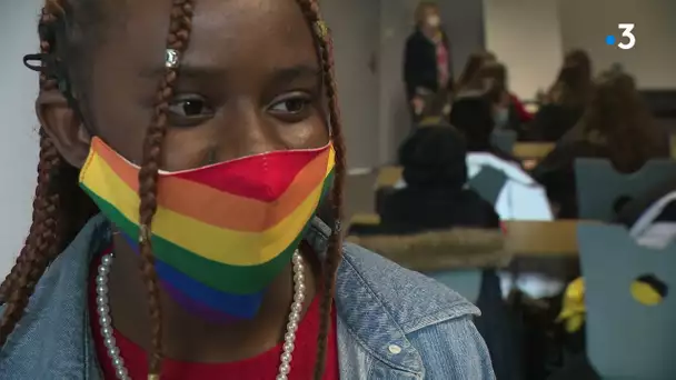 SOS homophobie intervient dans un collège de Limoges