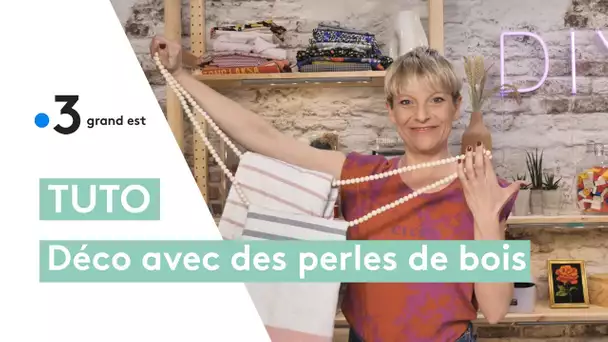 Tuto porte-serviette : étendre un collier de perles géant dans sa salle de bain