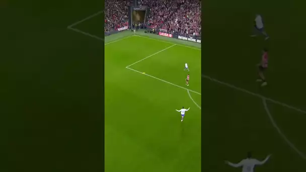 🔥 Le sauvetage magnifique de Yeray Alvarez sur un lob FOU de Cancelo