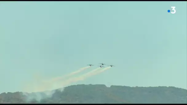 La Patrouille de France fait son show à Cervolix, dans le Puy-de-Dôme