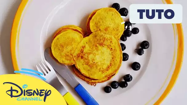 Campagne de Noël Disney (2022) - Tuto : Pancakes Mickey à la carotte | Disney