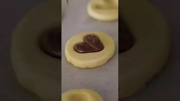 RECETTE BISCUITS COEUR NUTELLA MAISON