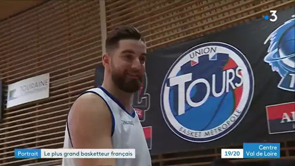 Tours : portrait du plus grand basketteur français, Vincent Pourchot