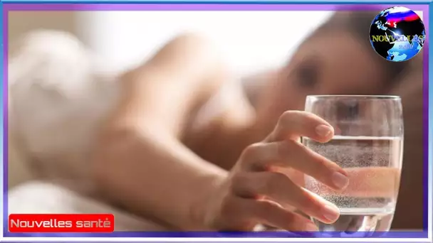 Ne laissez plus un verre d’eau à côté de votre lit quand vous dormez