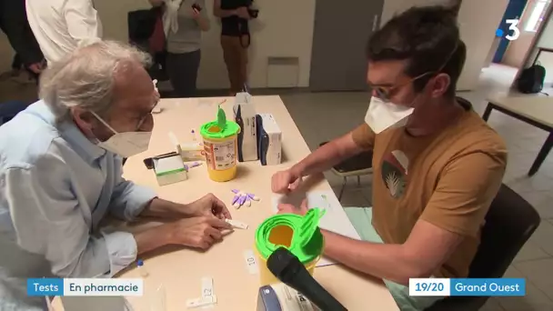 Coronavirus : test sérologique dans une pharmacie de Châteauroux