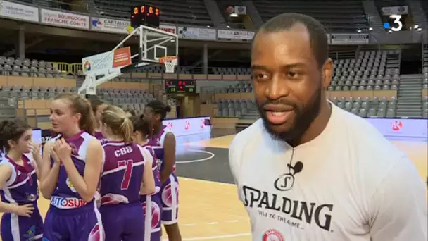 Basket : les joueurs pros de l’Elan coachent les minimes de Buxy et Chalon