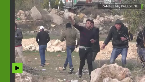 Les affrontements entre police et manifestants se poursuivent en Palestine