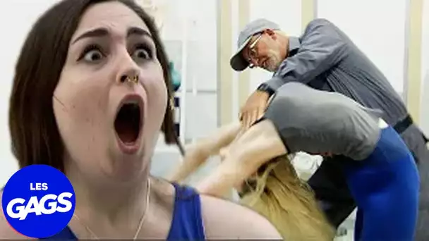 Le chiropracteur lui craque le dos | Juste Pour Rire Les Gags