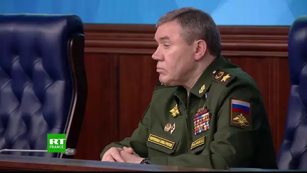Poutine s'exprime lors de la réunion élargie du Collège du ministère russe de la Défense
