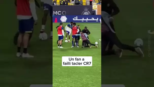 Un fan de Cristiano Ronaldo a failli l'envoyer à l'hôpital 👀