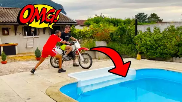 LLEBOF VOLE MA MOTO ET SE JETTE AVEC DANS LA PISCINE…