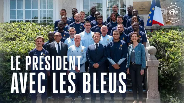 Le Président de la République avec les Bleus