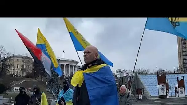 "Il faut résister à l'agresseur" témoigne un habitant de Kiev rencontré par notre envoyée spéc…