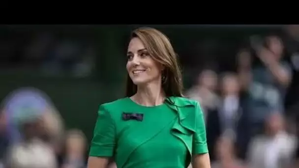 Kate traite la mode «comme un spectacle de théâtre» dans ses tenues glorieusement vertes à Wimbledon