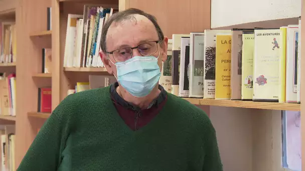 Miqueu Neumuller, cap-redactor del mensual occitan Aquò d'Aquí, presenta lo numero de febrièr