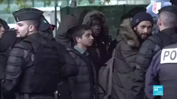 Plus de 1 600 migrants évacués par la police à Paris et Saint-Denis
