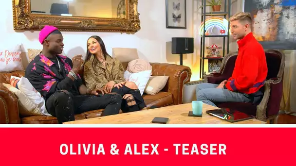 Olivia et Alex (LBDC2): Le mannequin m'apprend à taper la pause !