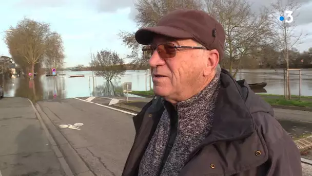 Angers : la Maine est sortie de son lit
