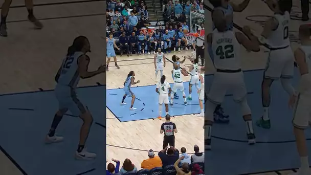 The ball took its time on this one 🤣