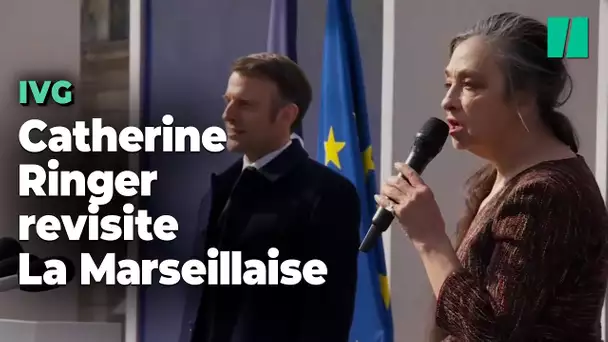 Réécoutez La Marseillaise féminisée par Catherine Ringer lors de la cérémonie sur l’IVG