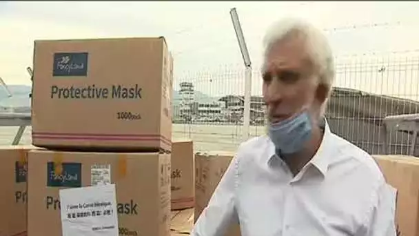 Coronavirus : arrivée de 500.000 masques, en provenance de Chine, à l'aéroport d'Ajaccio