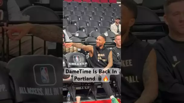 Damian Lillard Receives Love From The Fans In His Return To Portland! ❤️🔥| #Shorts