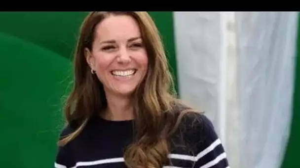 'Travailleur!' Un initié affirme que Kate Middleton fait ses "devoirs" avant les sorties royales