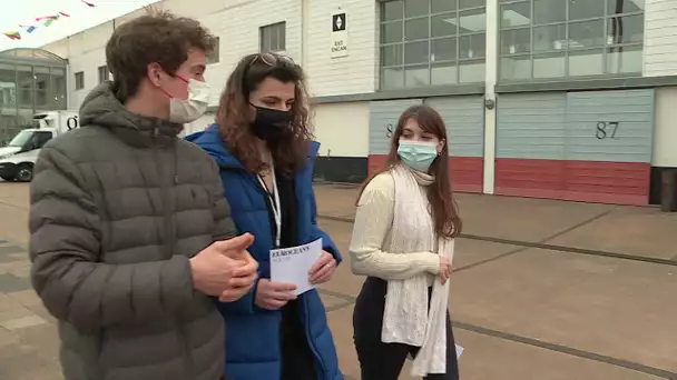 Des militants Surfrider  en visite à La Rochelle