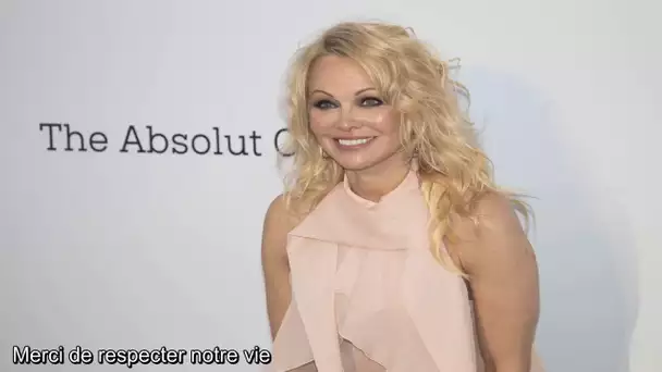 ✅  Pamela Anderson se sépare de son mari 12 jours après la cérémonie