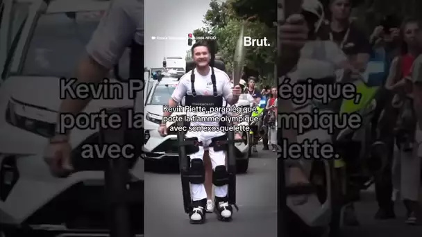 Kevin Piette, paraplégique, porte la flamme olympique avec son exosquelette #paris2024