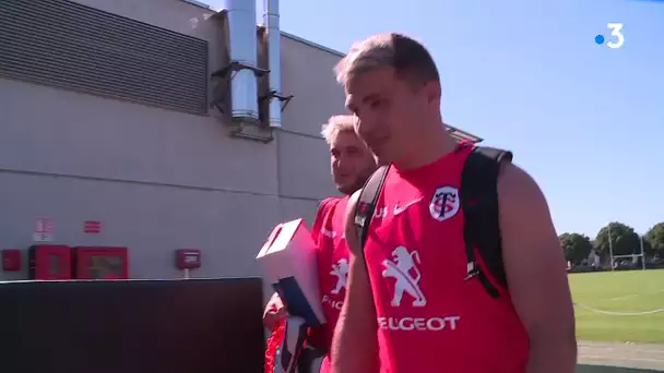 Reprise de l'entraînement collectif avec ballon pour les joueurs du Stade Toulousain